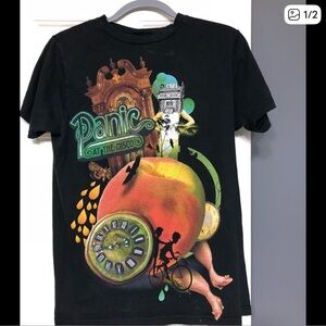 Panic at the disco shirt. ISO ISO DO NOT BUY !!!